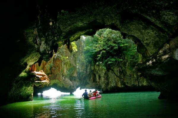 Phang Nga Bay: Thailand s Stunning Limestone Paradise and Must-See Natural Wonder
