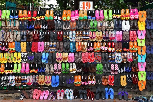 Ultimate Guide to Shopping in Thailand: Bangkok s Best Markets, Malls, and Must-Buy Treasures