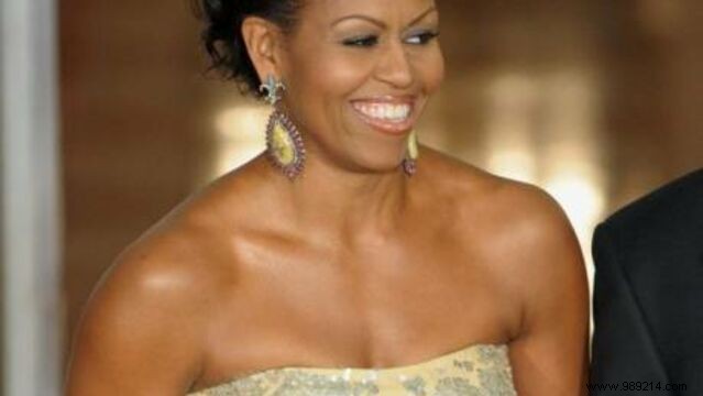 Michelle Obama Tops Elle s 2009  Style and Politics  Ranking Ahead of Carla Bruni