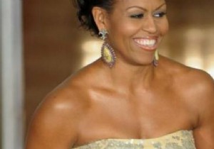Michelle Obama Tops Elle s 2009  Style and Politics  Ranking Ahead of Carla Bruni