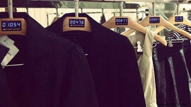 C&A Brazil s Facebook-Connected Hangers: A Smart Twist on In-Store Shopping