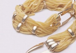 Edible Jewels: Fulvio Bonavia s Stunning Fruit and Vegetable Creations