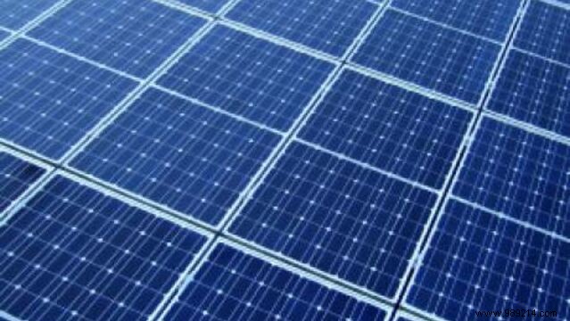 Solar-Powered Pants from Silbr Lining: Charge Your Phone on the Go with GO Collection