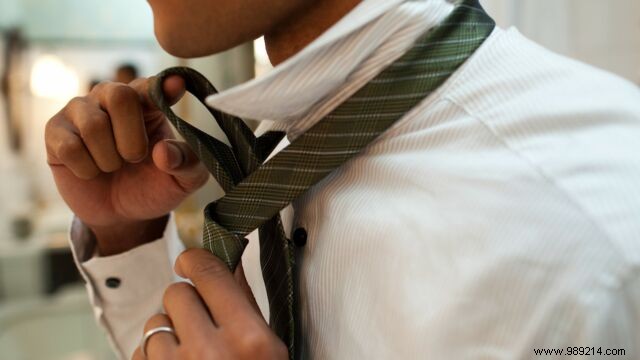 How to Tie a Double Tie Knot: Expert 5-Step Guide