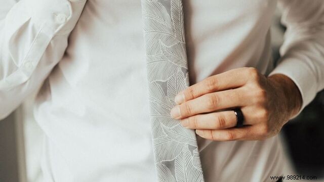 How to Choose the Perfect Tie Length: Expert Styling Guide