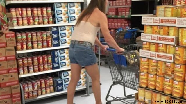 25 Epic Fashion Fails: Shocking Style Mistakes and How to Avoid Them