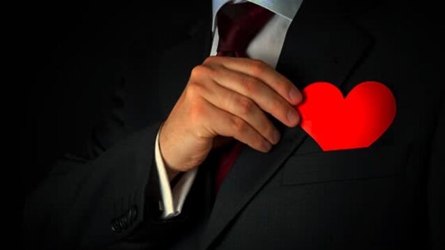 Stashing in Relationships: The Hidden Habit That Erodes Trust and Leads to Breakups