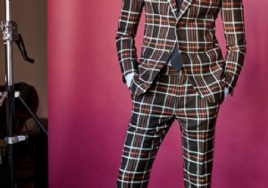 Tartan Dominates Spring Fashion: Celeb Suits to Street Style Essentials