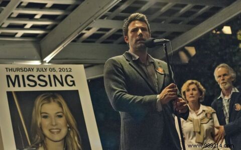 10 Must-Watch Thrillers on Netflix This Year – Expert Picks