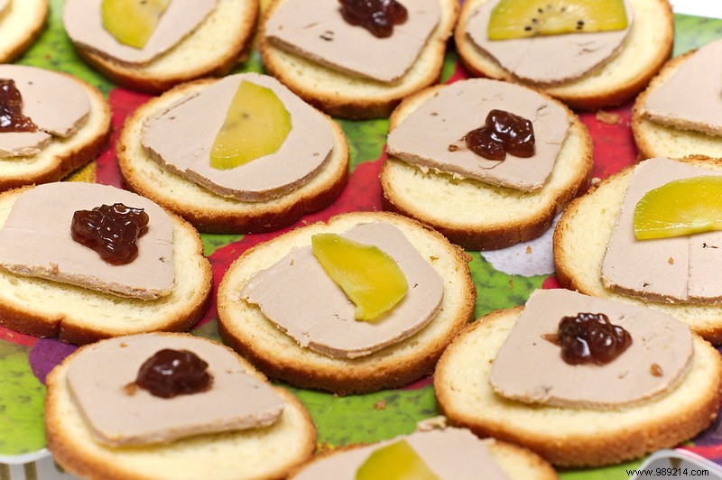 Christmas Dinner with In-Laws: How It Alters Your Gut Microbiota