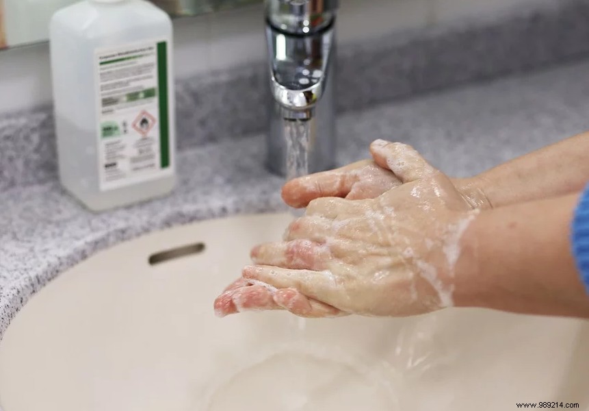 How Soap and Alcohol Effectively Destroy COVID-19: The Science Explained