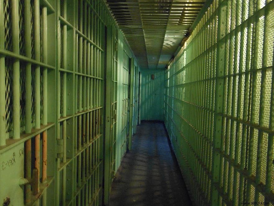 Missouri to Proceed with First Execution Since COVID-19 Pandemic, Enforcing Social Distancing