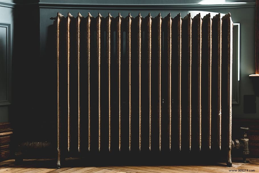 Historic Steam Radiators: Key to Fighting Pandemics from Spanish Flu to COVID-19?