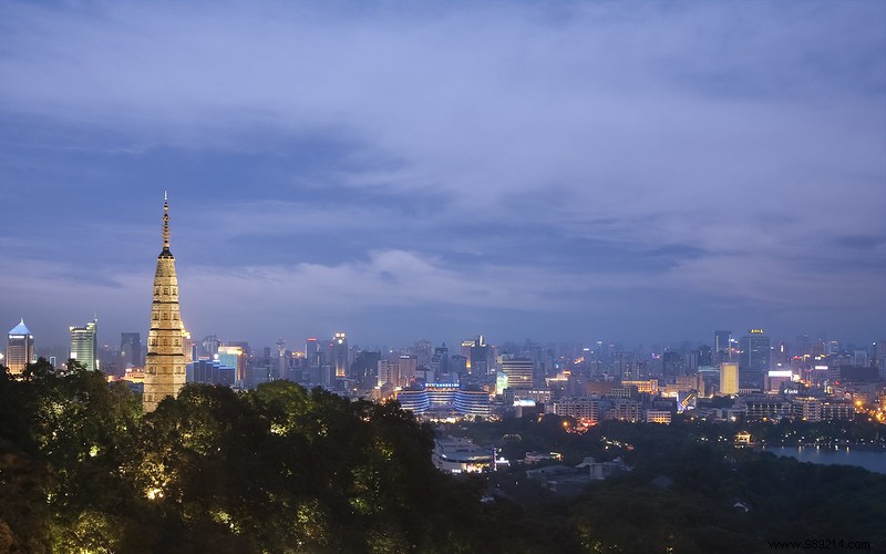 China Launches Emergency Mass COVID-19 Vaccinations in Zhejiang Province During Phase III Trials