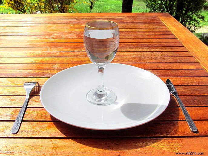 Intermittent Fasting Risks: Dizziness, Sleep Issues, and Muscle Loss Revealed by Experts