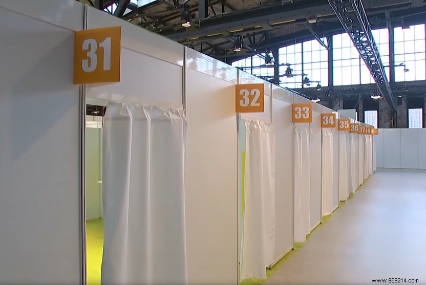 Germany s Vaccinodromes vs. France s Doctor-Led Strategy: Key Differences in COVID-19 Vaccination Campaigns