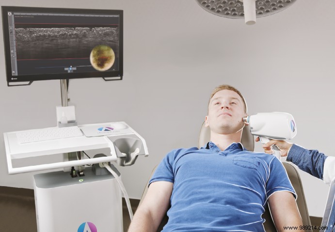 Portable Optical Device Enables Early, Non-Invasive Skin Cancer Detection