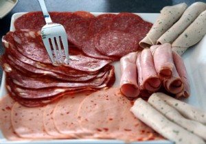 Daily Processed Meat Intake Linked to 44% Higher Dementia Risk, Major Study Reveals