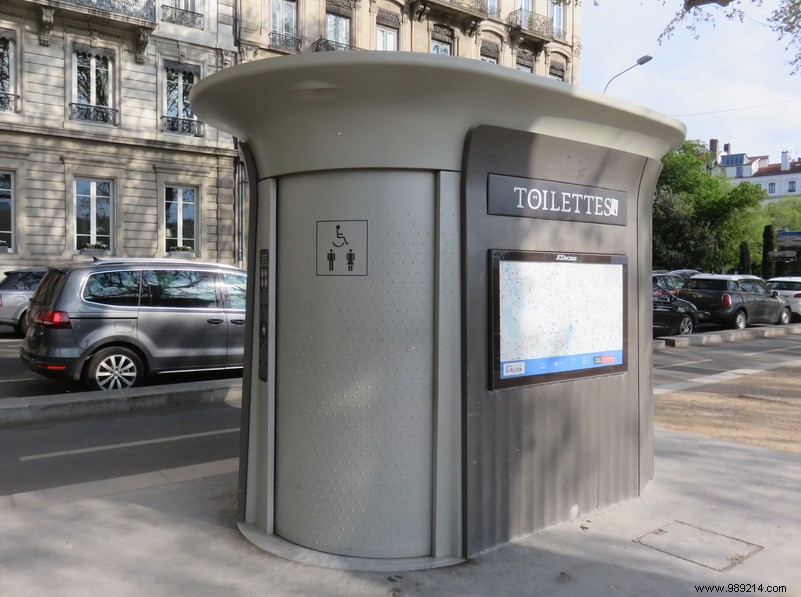 Flushing Public Toilets Releases Aerosol Clouds: A University Study Reveals the Risks