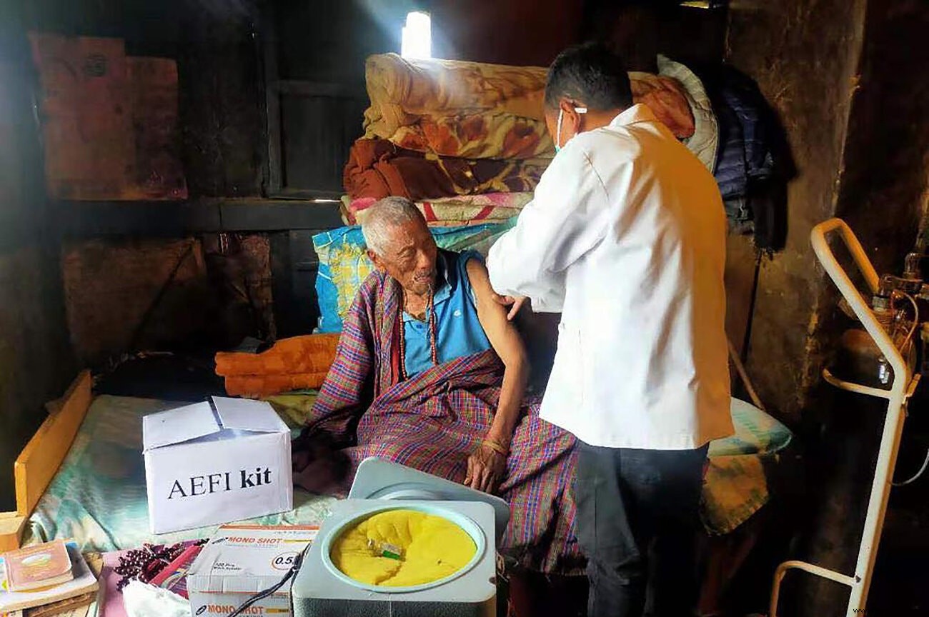 Omicron Variant: Did Western Vaccine Hoarding Fuel Its Emergence?