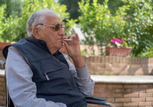 Early Smoking in Boys May Affect Great-Granddaughters  Weight, Bristol Study Suggests