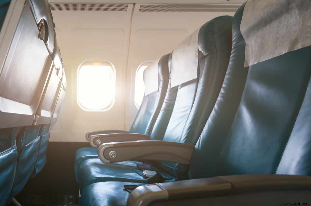 How to Choose the Perfect Airplane Seat for Your Travel Needs