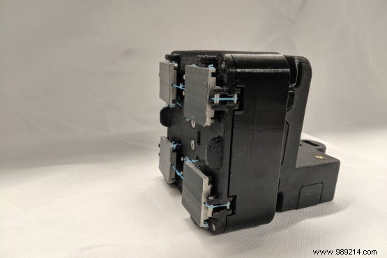 Gecko-Inspired Robotic Gripper: A Breakthrough for Space Debris Cleanup