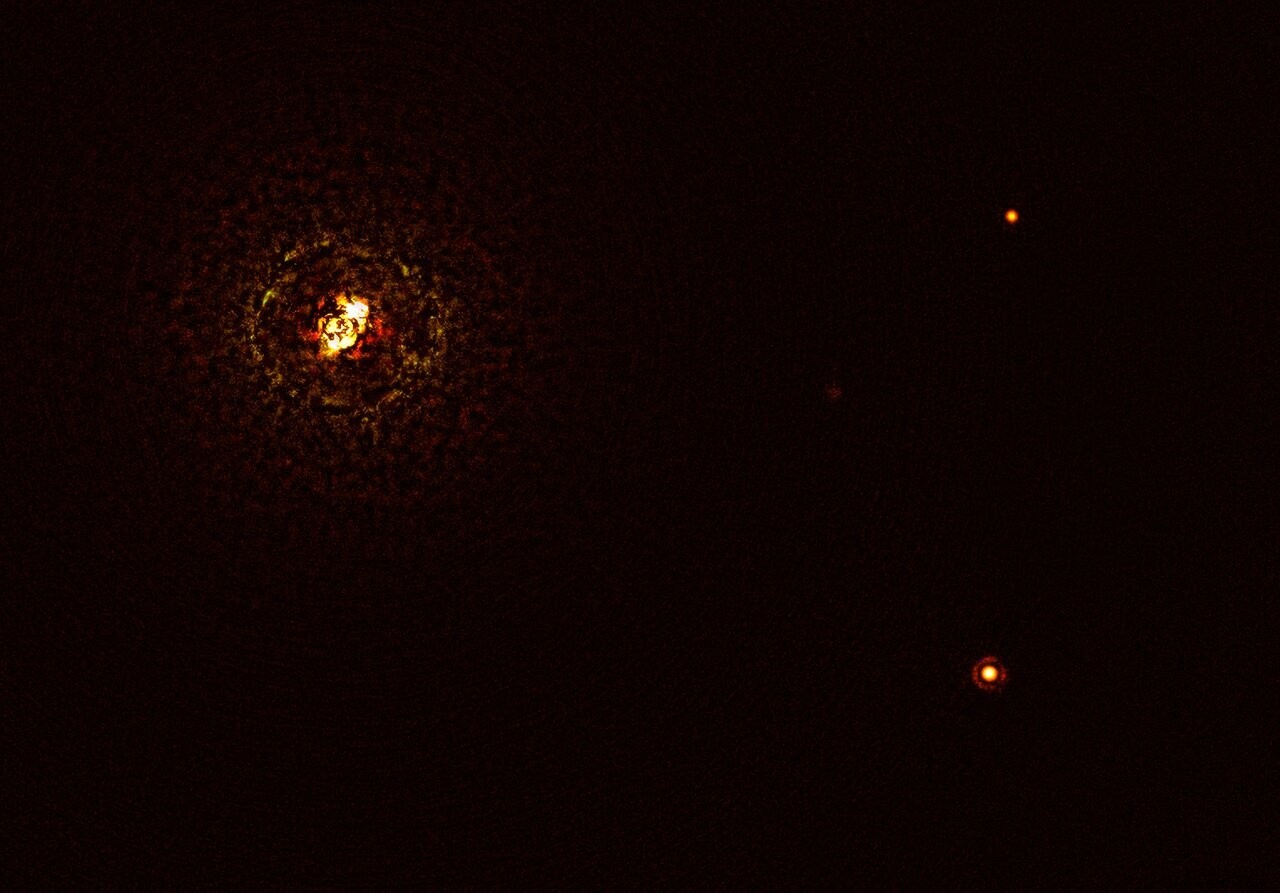 Astronomers Capture First Direct Image of Giant Planet Around b Centauri, the Most Massive Star System Yet