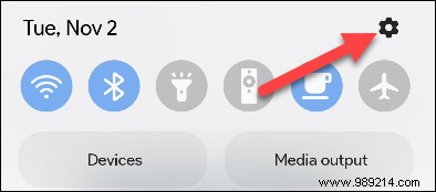 How to Customize Lock Screen Shortcuts on Your Samsung Galaxy Phone