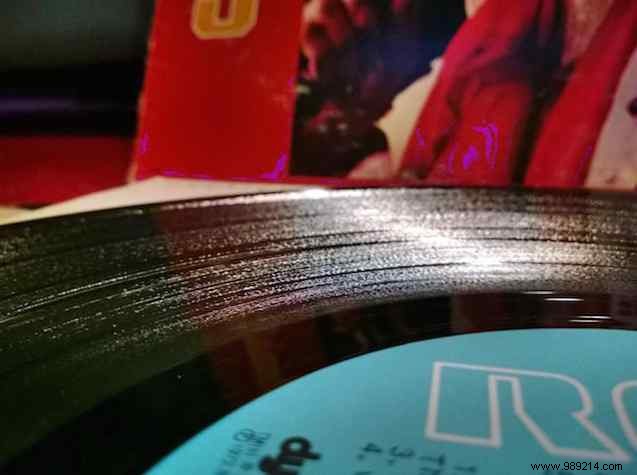 4 Compelling Reasons Vinyl Records Outshine Digital Audio