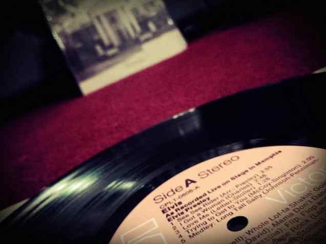 4 Compelling Reasons Vinyl Records Outshine Digital Audio