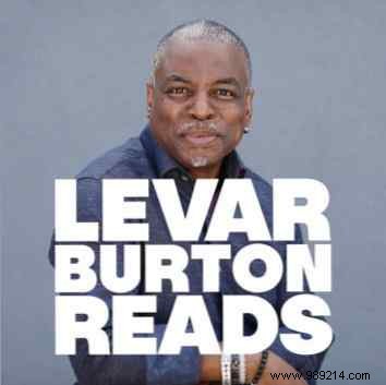 12 Must-Listen Podcasts of 2017: Top Recommendations from Experts