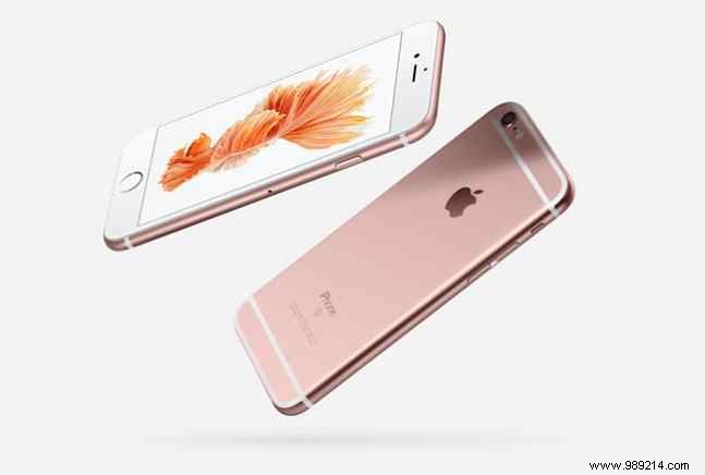 Best Ways to Read Books in 2016: Kindle vs. Physical Books vs. Tablets and More