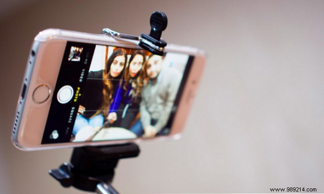 Why Music Festivals Should Ban Selfie Sticks: 4 Key Reasons from a Seasoned Attendee