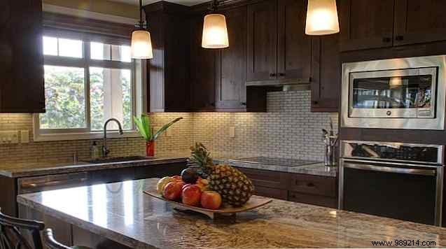 Creative Ways to Maximize Your Home Video Projector: Indoor and Outdoor Ideas