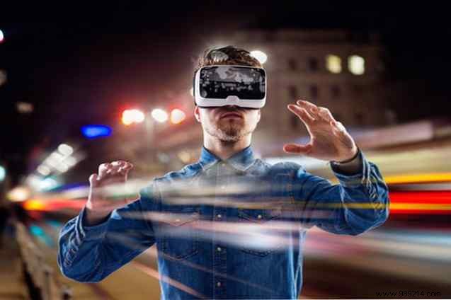 How Virtual Reality Empowers Introverts: Boosting Social Engagement Without Overwhelm