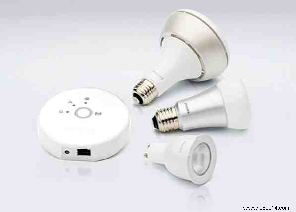 Illuminate Your Home Intelligently: The Complete Philips Hue Smart Lighting Guide