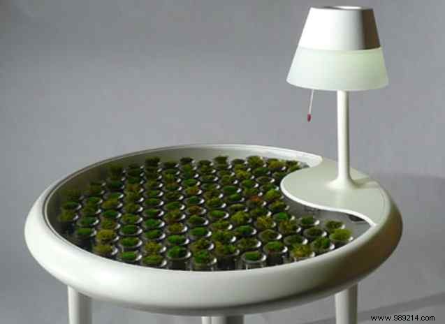 Innovative Smart Furniture: Wireless Charging, Power Generation, and Cable-Free Living