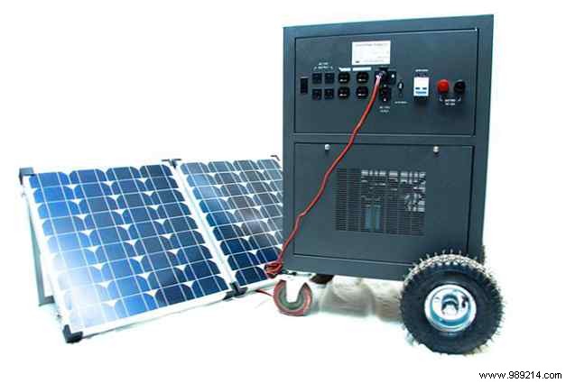Solar Generators vs. Fuel Generators: Which Is Right for Your Needs?