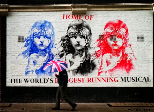 How Procrastination Shaped History: From AdBlock to Literary Masterpieces