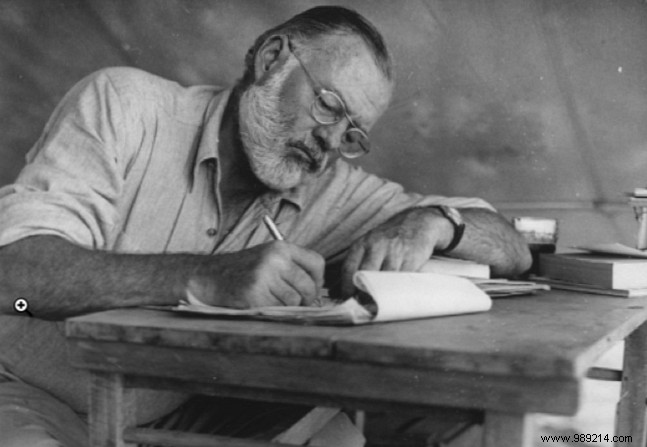 9 Proven Daily Habits of Highly Successful People: Lessons from Buffett, Musk, and More