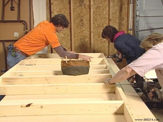 Build a Sturdy Sewing Station: Expert Step-by-Step Woodworking Guide