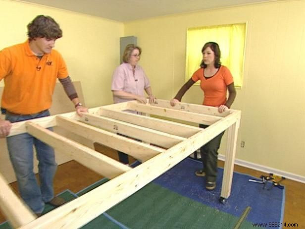 Build a Sturdy Sewing Station: Expert Step-by-Step Woodworking Guide