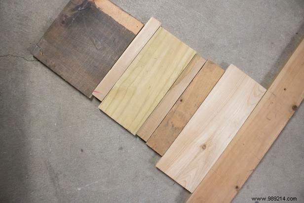 DIY Rustic Desktop Christmas Tree: Easy Tutorial for Small Office Spaces