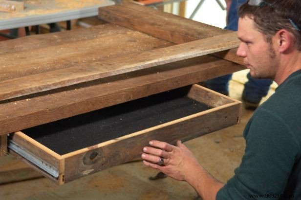 Build a Custom Office Desk from Reclaimed Wood: Expert Step-by-Step Guide