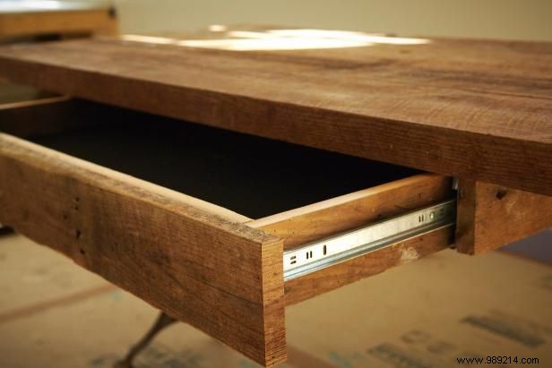 Build a Custom Office Desk from Reclaimed Wood: Expert Step-by-Step Guide