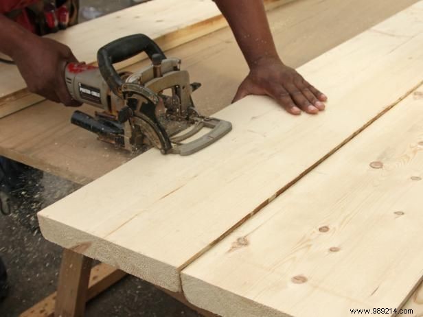 Expert Guide: Build a Stunning Dining Table from Reclaimed Wood – Step-by-Step