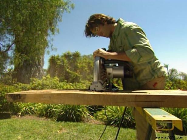 Expert Guide: Building a Stunning Walnut Coffee Table from a Live-Edge Slab