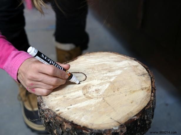 Build a Sturdy Rustic Stump Stool: Expert DIY Guide from Firewood