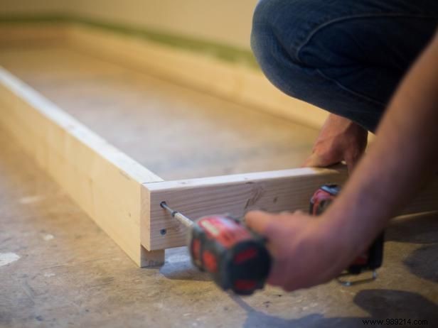 Expert DIY Guide: Build a Sturdy Playroom Stage for Kids Performances